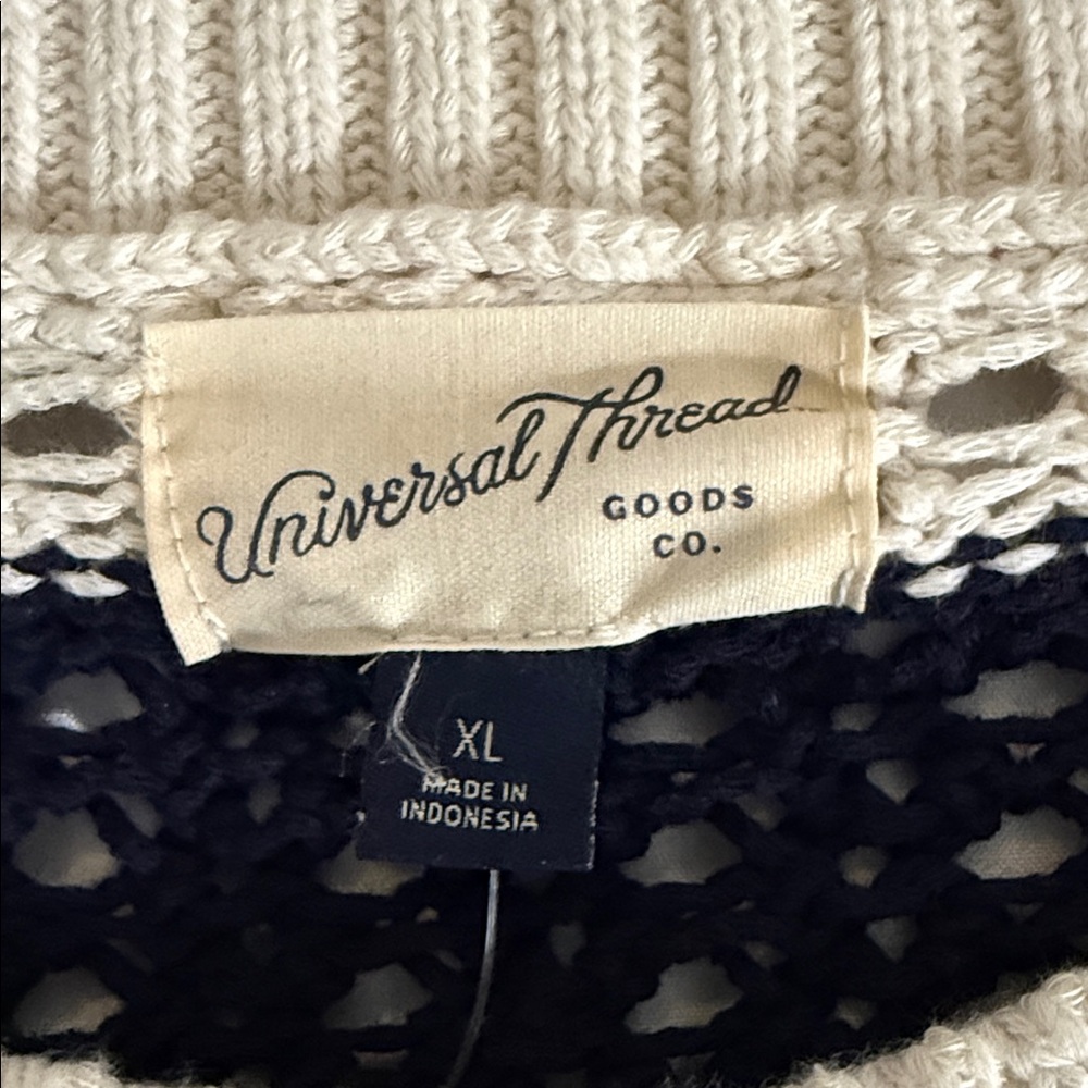 Universal Thread Crochet Striped Sweater Navy Cream NWT - Size XL - Picture 4 of 6